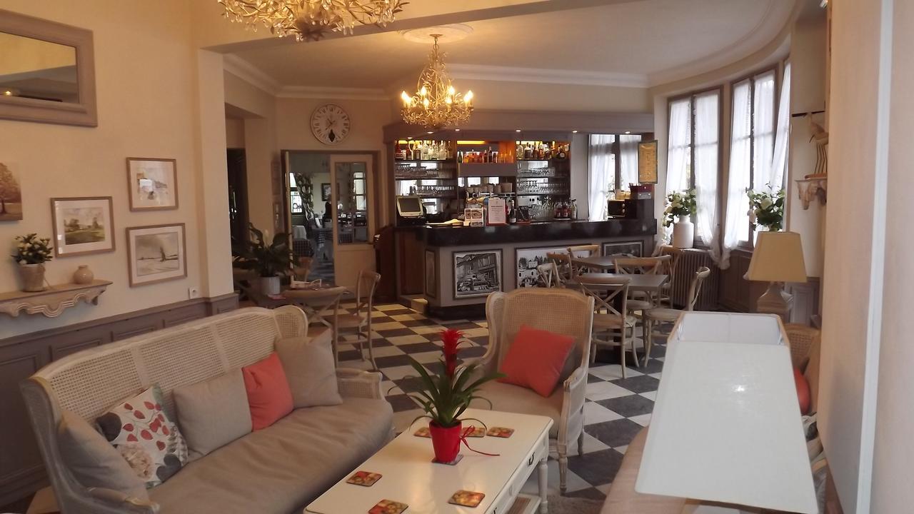 Le Lion Verd Hotel Putanges-le-Lac Екстериор снимка